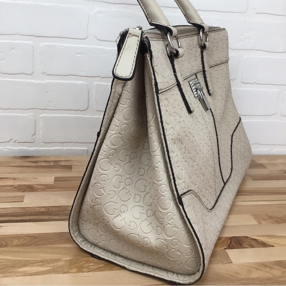 Guess ecru handbag contemporary luxury  purse big shoulder bag cream off white - Picture 3 of 14